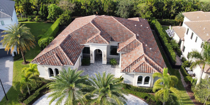 Exterior House Cleaning in Lake Worth, Florida